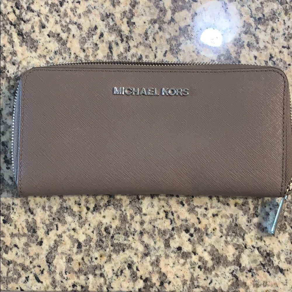 Michael Kors wallet